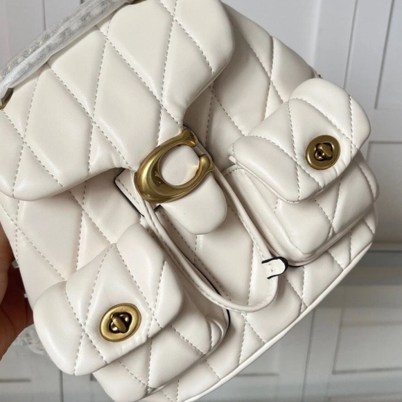 Authentic Tabby Backpack With Pillow Quilting - Picture 2 of 4